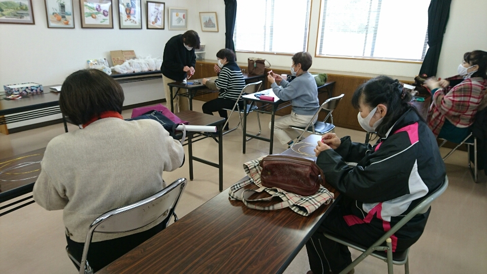 水引のドア飾りを作ろう♡
【岡山西エリア建部南コープ委員会】