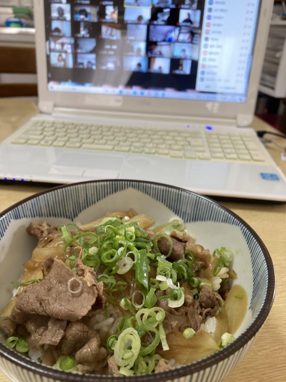 あなたはどっち?家でもお店でもコープ商品セミナー ~おかやま牛編~
【美作エリアコープ商品お知らせ委員会】