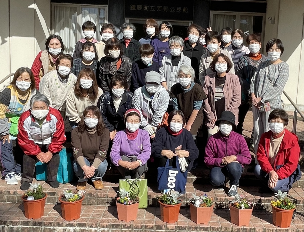 花の寄せ植え 冬→春
【美作エリア鏡野コープ委員会】