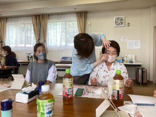 好感度が上がる眉メイク パーソナルカラー診断(貴女に合ったマスクの色は?)
【岡山西エリア牧石北コープ委員会】