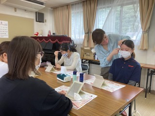 好感度が上がる眉メイク パーソナルカラー診断(貴女に合ったマスクの色は?)
【岡山西エリア牧石北コープ委員会】
