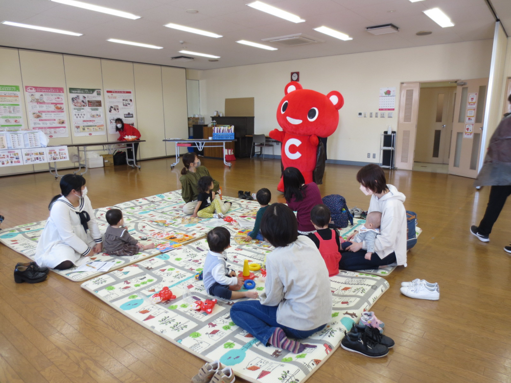 予約制子育てひろば～みんなでハロウィンを楽しもう～
【岡山西エリアのびのび委員会】