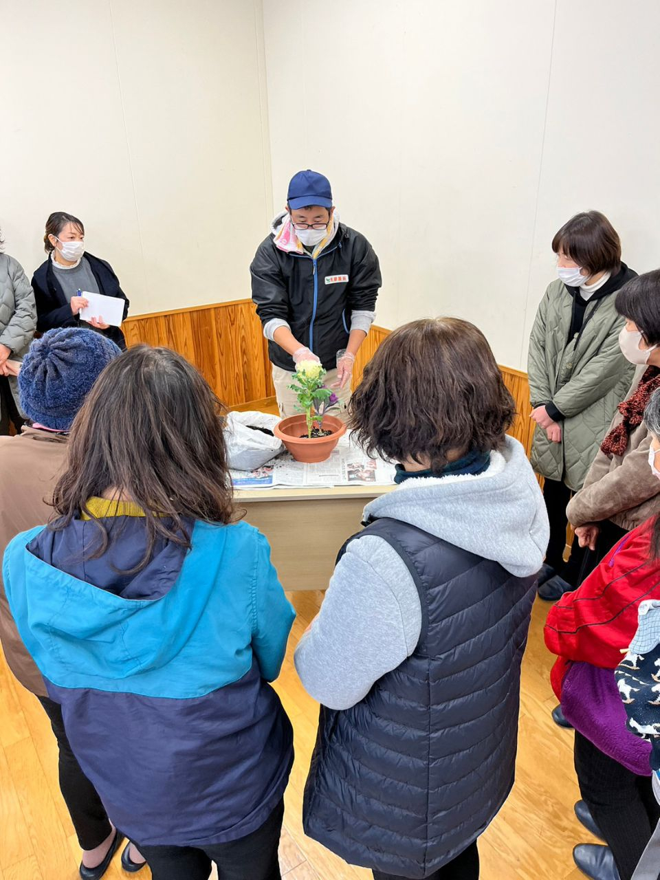 お正月を彩る寄せ植え
【美作エリア久世コープ委員会】