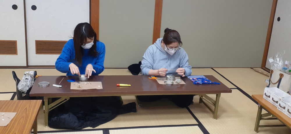 プリザーブドフラワーの缶かざりをつくろう
【岡山東エリア万富千種コープ委員会】