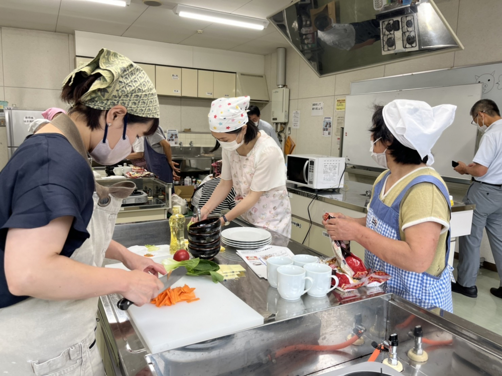 肉まん・水ギョーザの商品をアレンジして食べよう!!
【備北エリア新見南コープ委員会】