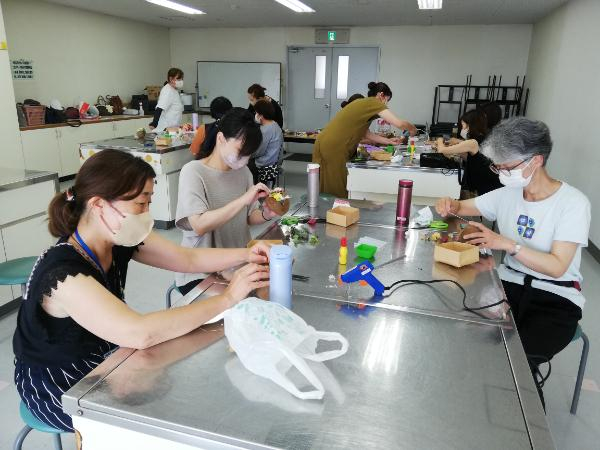幸せを呼ぶブッダナッツのアレンジメントを作ろう♡【岡山東エリア西大寺　豊コープ委員会】