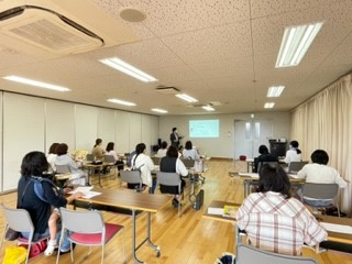 憲法の基本の「き」を学ぼう
【岡山東エリア平和について考えるPJ】