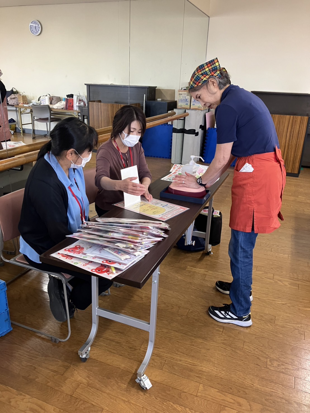 米粉を使ってお好み焼きとブッセを作ってみませんか
【岡山西エリア大元コープ委員会】