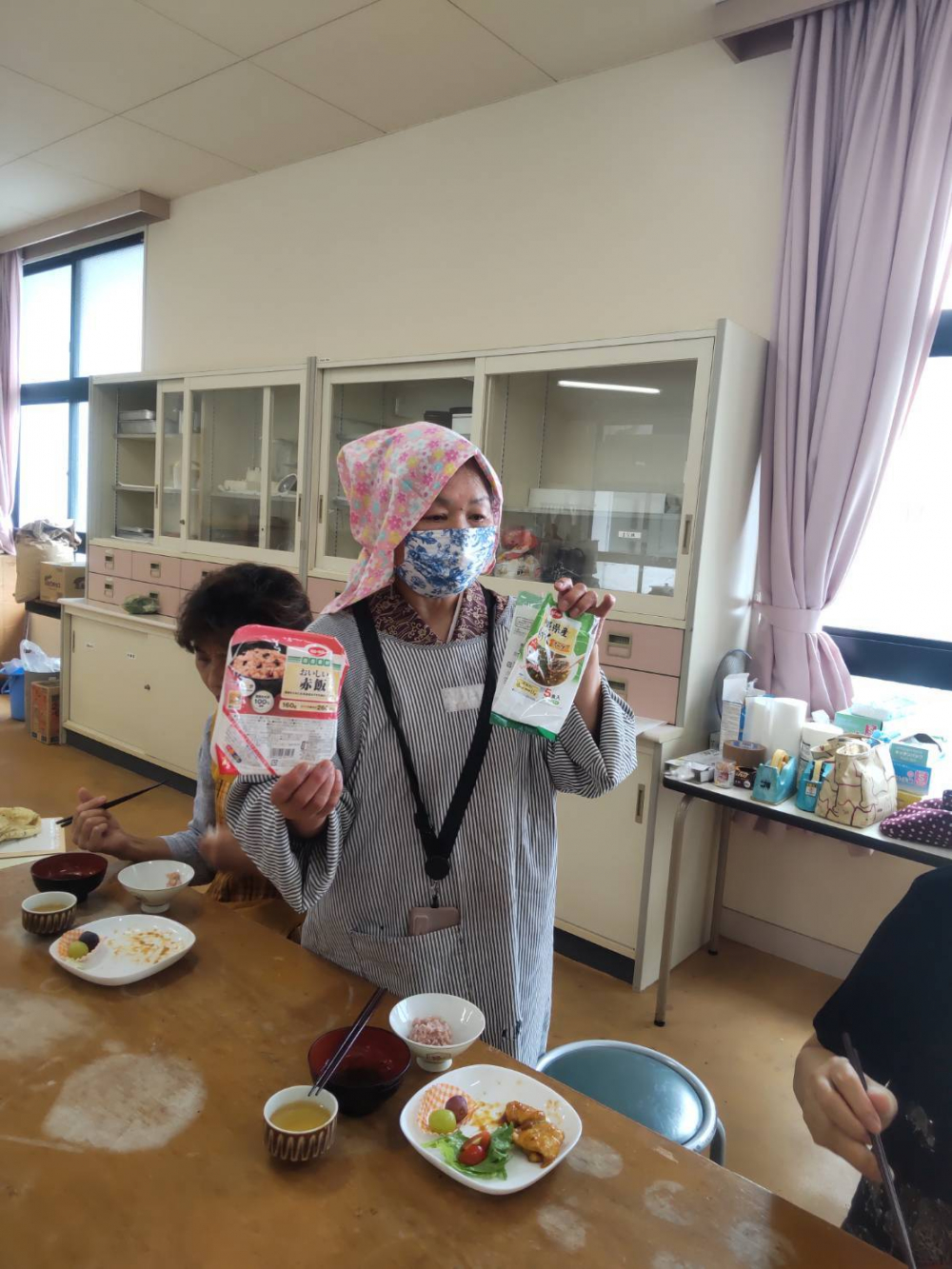 アメリカ風中華料理オレンジチキンを味わおう　
【美作エリア作東コープ委員会】