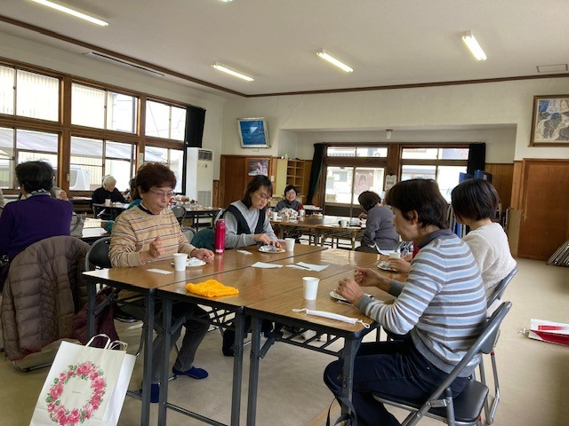 クリスマスリースを作ります!
【岡山西エリア牧石コープ委員会】