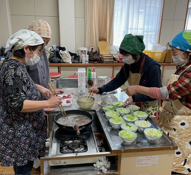 おいしさ実感!Cコレ&年末おすすめ商品お知らせ活動
【美作エリア鏡野コープ委員会】