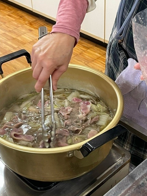 おいしさ実感!Cコレ&年末おすすめ商品お知らせ活動
【美作エリア鏡野コープ委員会】