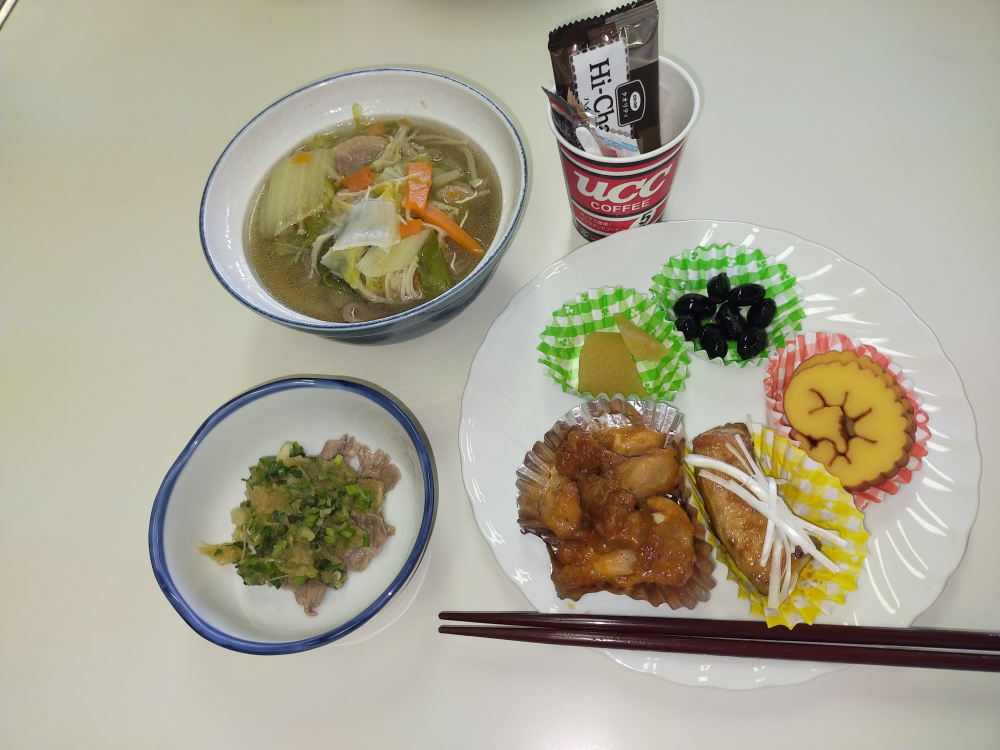 年末のおすすめ商品試食会
【岡山西エリア福浜コープ委員会】