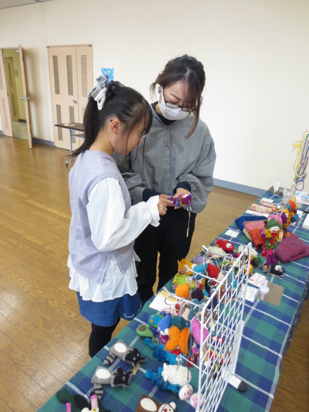 チョコっと世界を考えよう　岡山ユニセフ協会出前授業～児童労働編～
【岡山西エリアピースPJ】