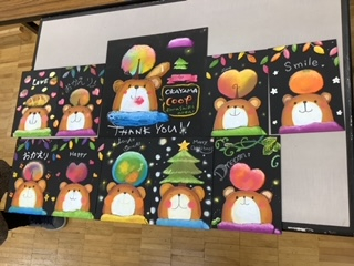 シニアサロンここわ　世界にたったひとつ　チョークアートを描こう♡♡
【倉敷エリア平和とくらしのPJ】
