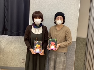 シニアサロンここわ　世界にたったひとつ　チョークアートを描こう♡♡
【倉敷エリア平和とくらしのPJ】