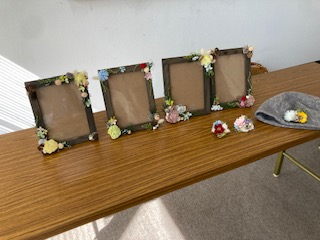 お花のブローチかフォトフレームアレンジのワークショップ
【岡山東エリア伊部コープ委員会】