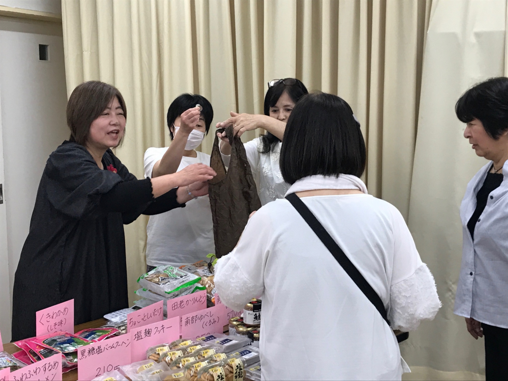 コープ鴨方　誕生祭　祝27周年
【井笠エリアラブ♡コープ委員会】