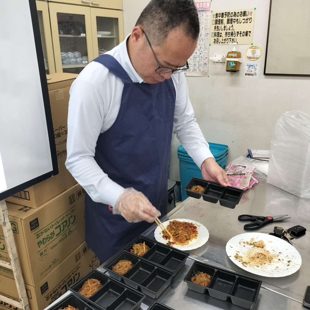 ケンミン食品株式会社の商品セミナー
【倉敷エリア老松南コープ委員会】