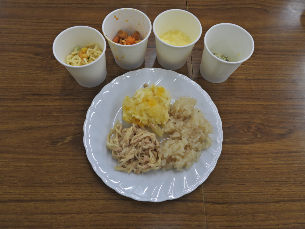 備えて安心　防災クッキング
【井笠エリアラブ♡コープ委員会】