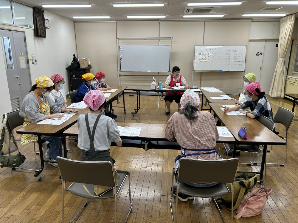 ”生協食パンセミナー!”
【井笠エリア里庄コープ委員会】