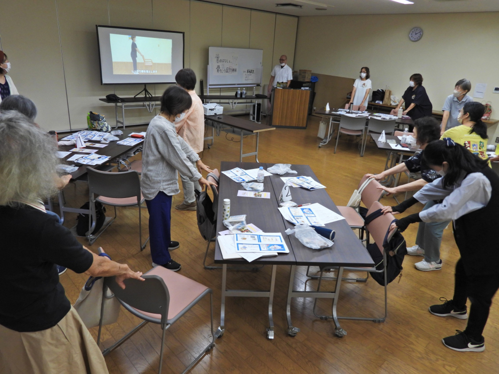 骨のはなしと骨そしょう症予防体操 ~あなたの骨.大丈夫?~
【岡山西エリアふくし委員会】