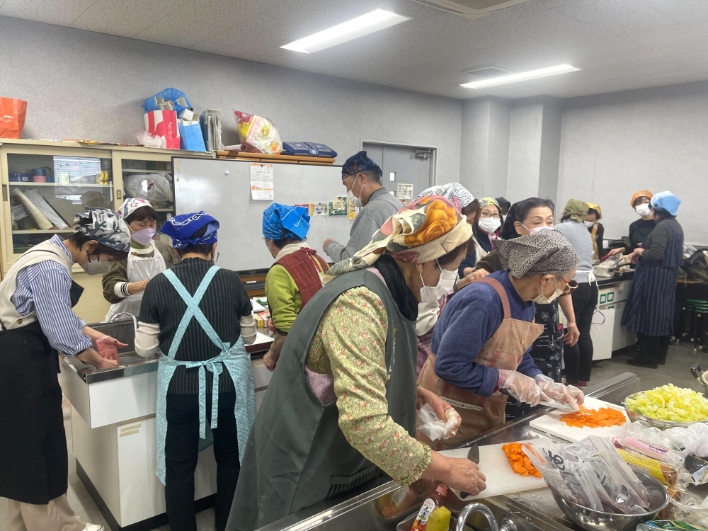 Cコレ商品&年末のおすすめ商品で　華やかな御膳をつくりましょ
【倉敷エリア大高東コープ委員会】