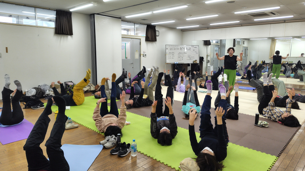 はじめてのピラティス　～一緒に身体を動かして、ストレスを発散しましょう～　(※くらしのサポーター)
【井笠エリア鴨方東コープ委員会】