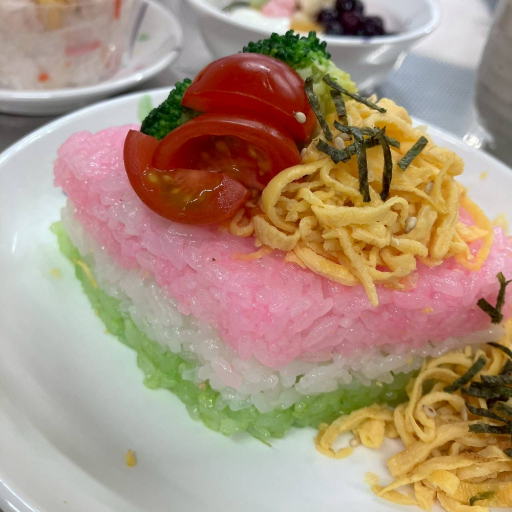 作ってみよう❣ひなまつり寿司❣
【美作エリア作東コープ委員会】