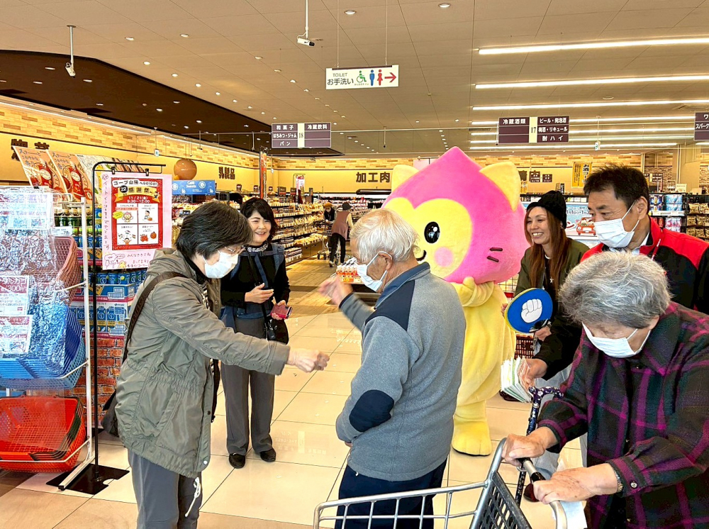 コープ山陽へGO!!GO!!ビンゴdeゲット&感謝祭
【岡山東エリアコープ山陽店舗応援隊委員会】