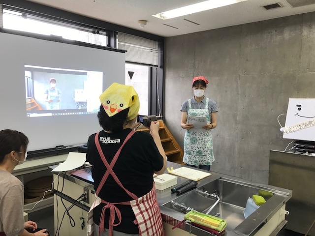 ZOOMで親子クッキング∼オンラインでランチを作ろう!～
【岡山西エリアのびのびPJ】