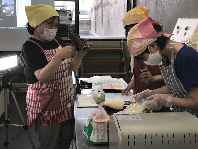 ZOOMで親子クッキング∼オンラインでランチを作ろう!～
【岡山西エリアのびのびPJ】