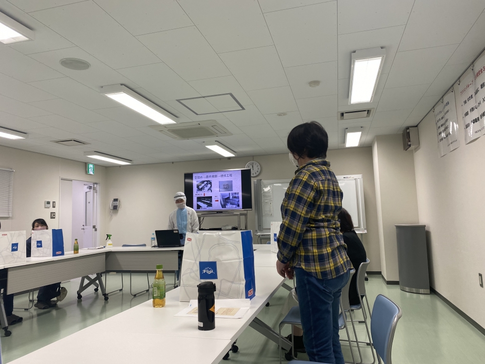 フジパン工場見学
【倉敷エリア中庄コープ委員会】