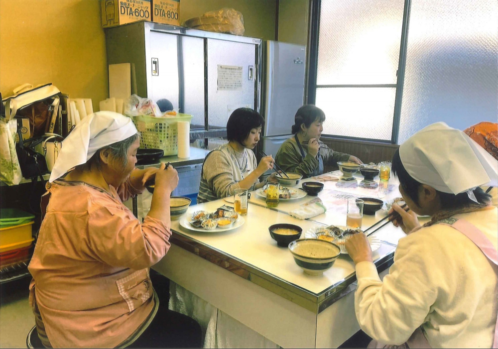 年末おすすめ商品でお正月を迎えよう
【岡山東エリア香登・西鶴山コープ委員会】