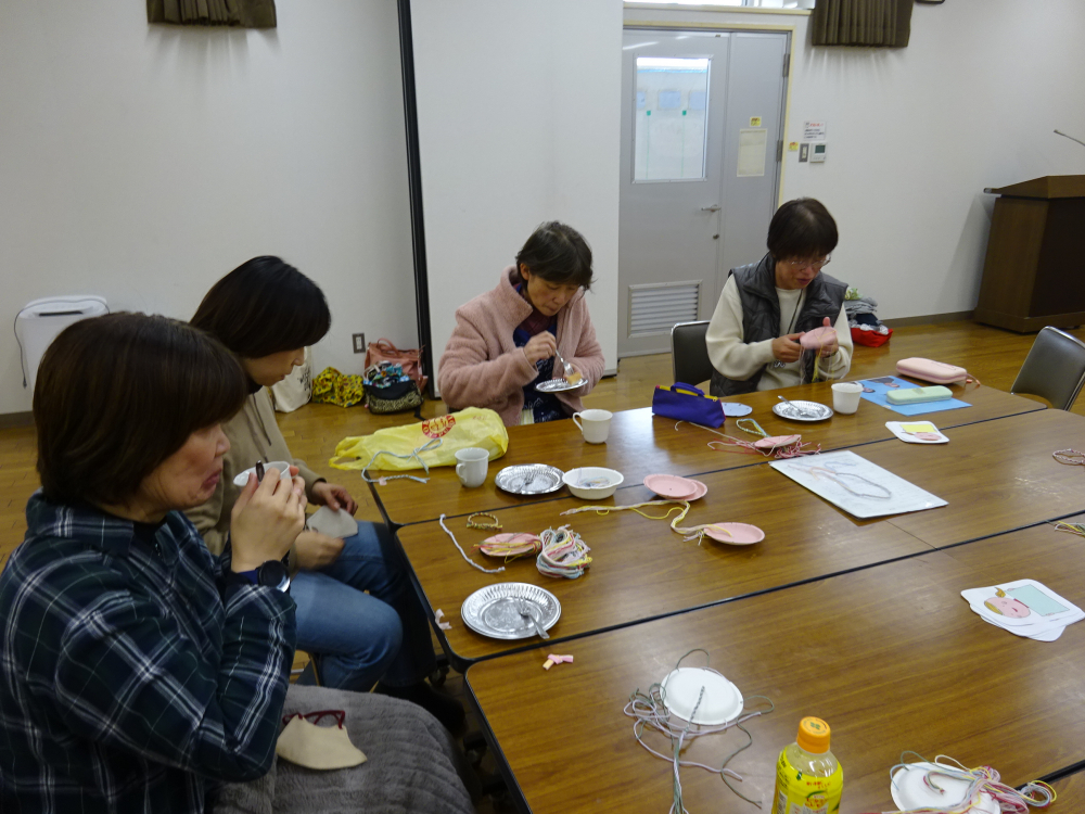 「ピースカフェ」～あなたにとって平和とは?～
【井笠エリア平和・国際協力支援PJ】